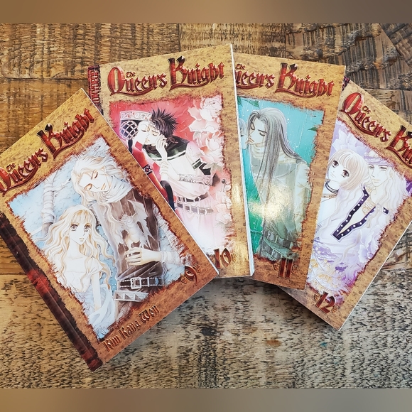 The Queens Knight Set of 12 Graphic Novels - Picture 4 of 4